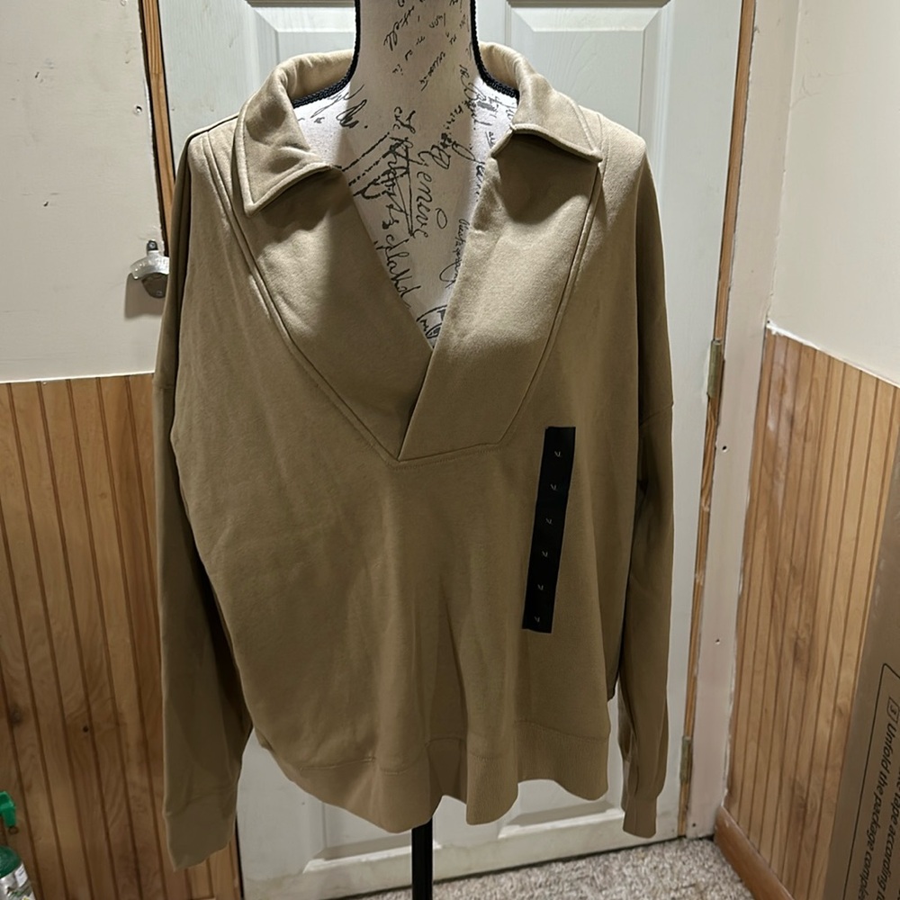 Banana Republic sweatshirt